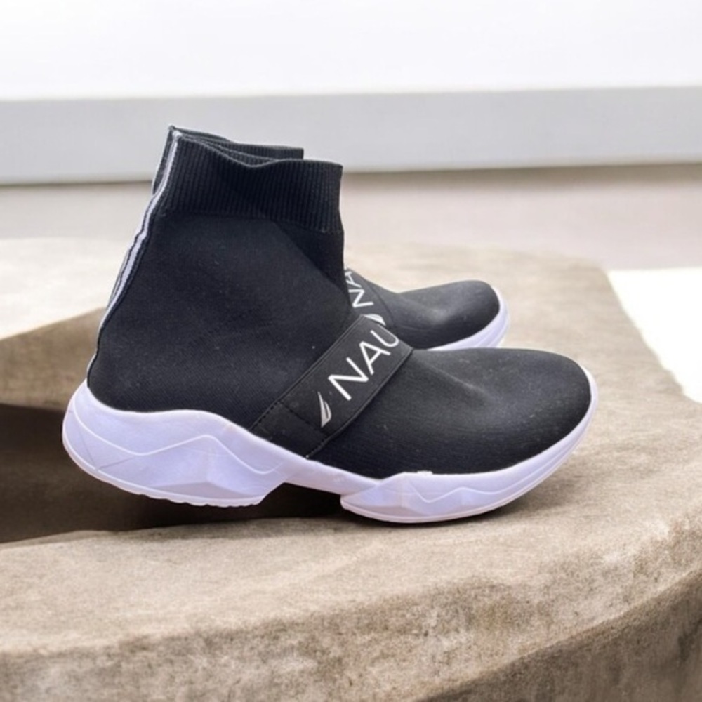 Nautica Wave Hill Black High Top Sneakers Shoes Women 9 knit Stretchy